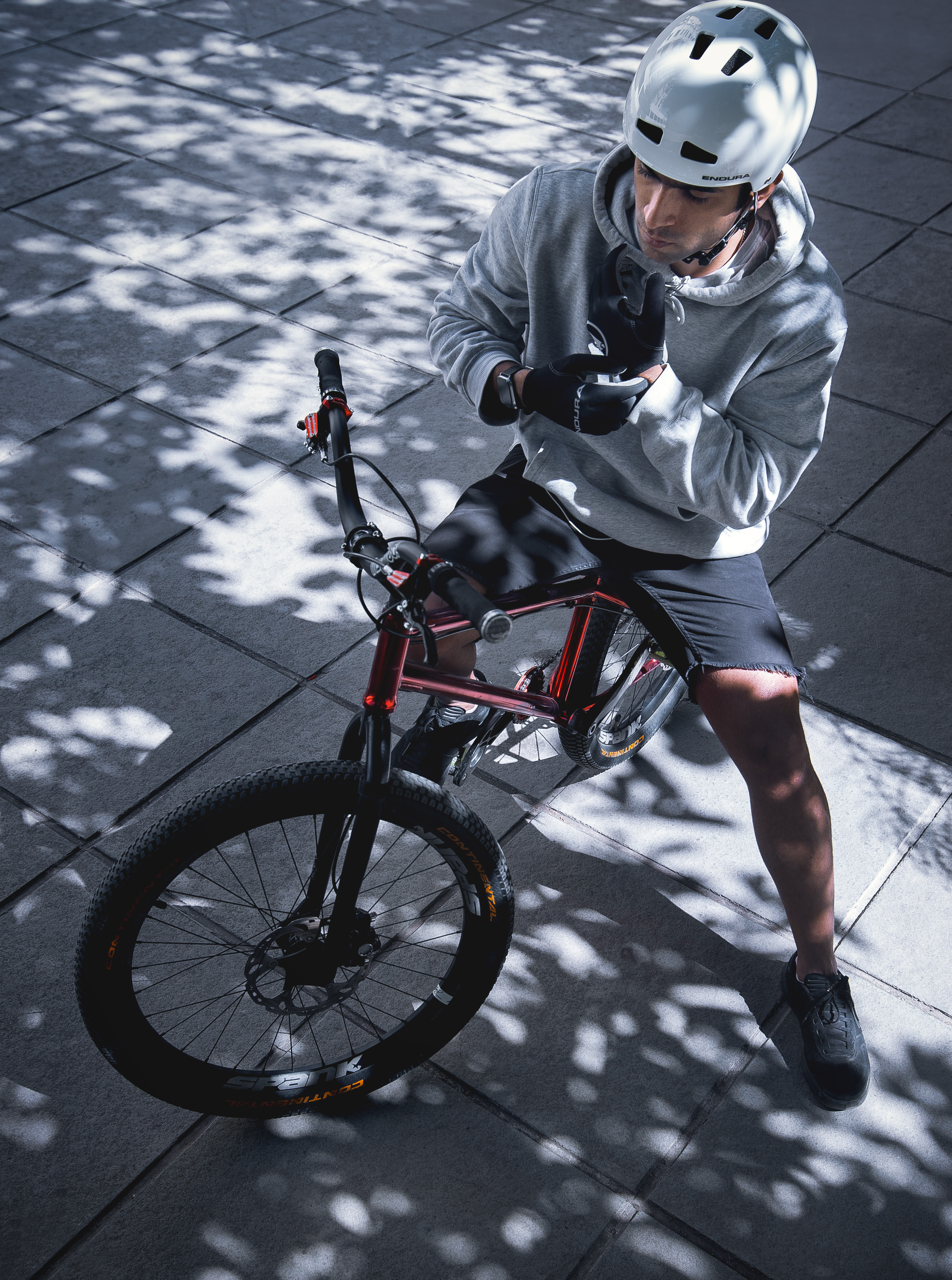 Ronn MTB performing street trials